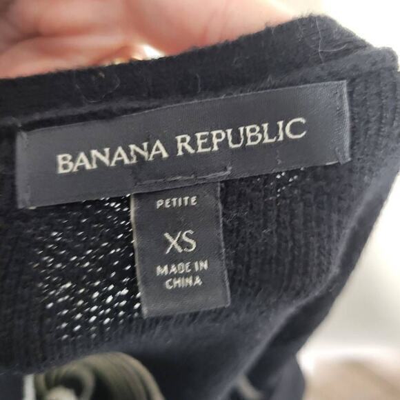 Banana Republic Women’s Pullover Knit Sweater Black & White Stripped Extra Small - Picture 5 of 5